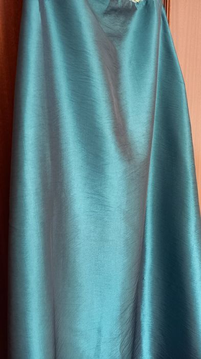 Vestido de cerimónia e acessórios