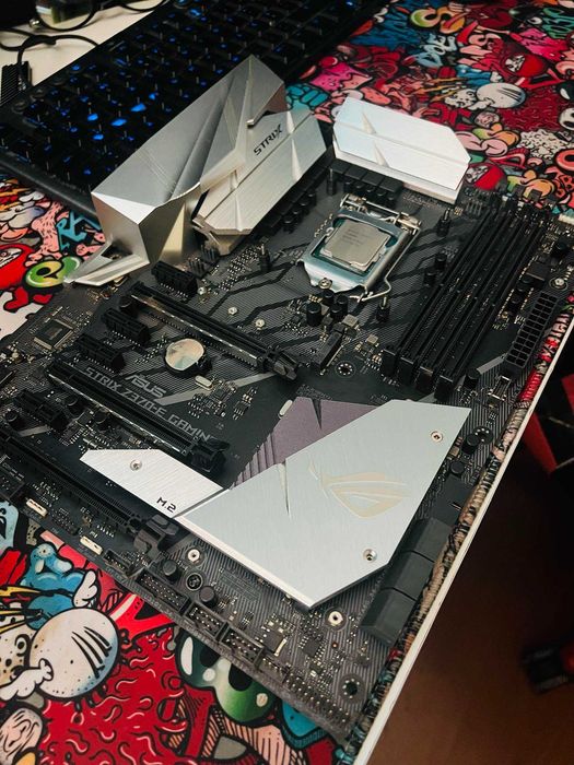 ROG STRIX Z370 + Intel Core i7-8700K Processor64284286072449120