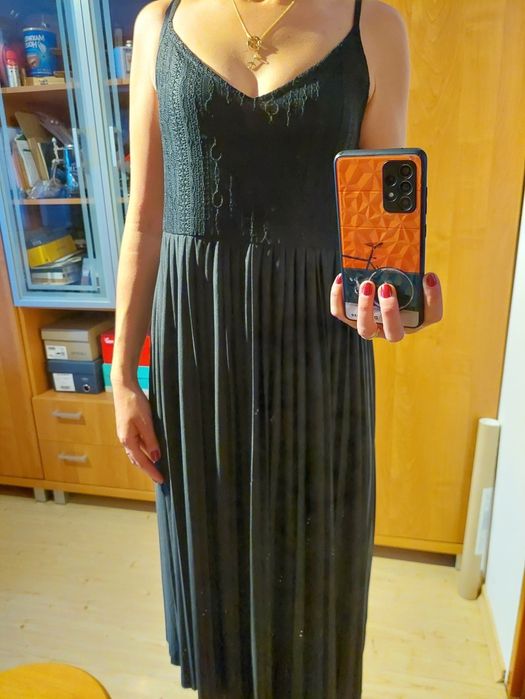 Czarna sukienka MIDI, spódnica plisowana