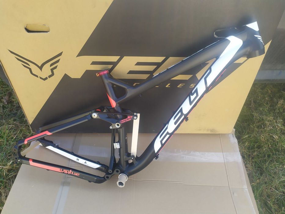 Felt  Virtue 60 29" rama Alu Hydroform FullSuspension  NOWA  Roz.18''