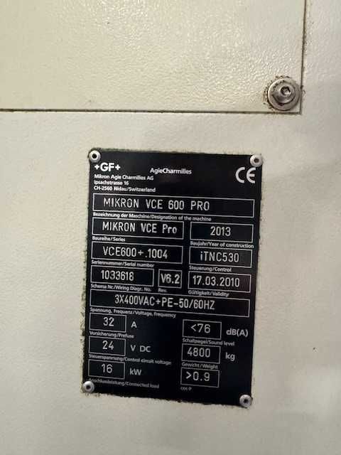 Centro de maquinação Mikron VCE 600 Pro de 3+2 eixos de 2013
