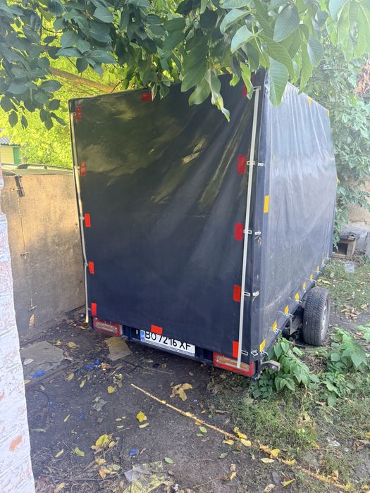 Причіп легковий одноосний