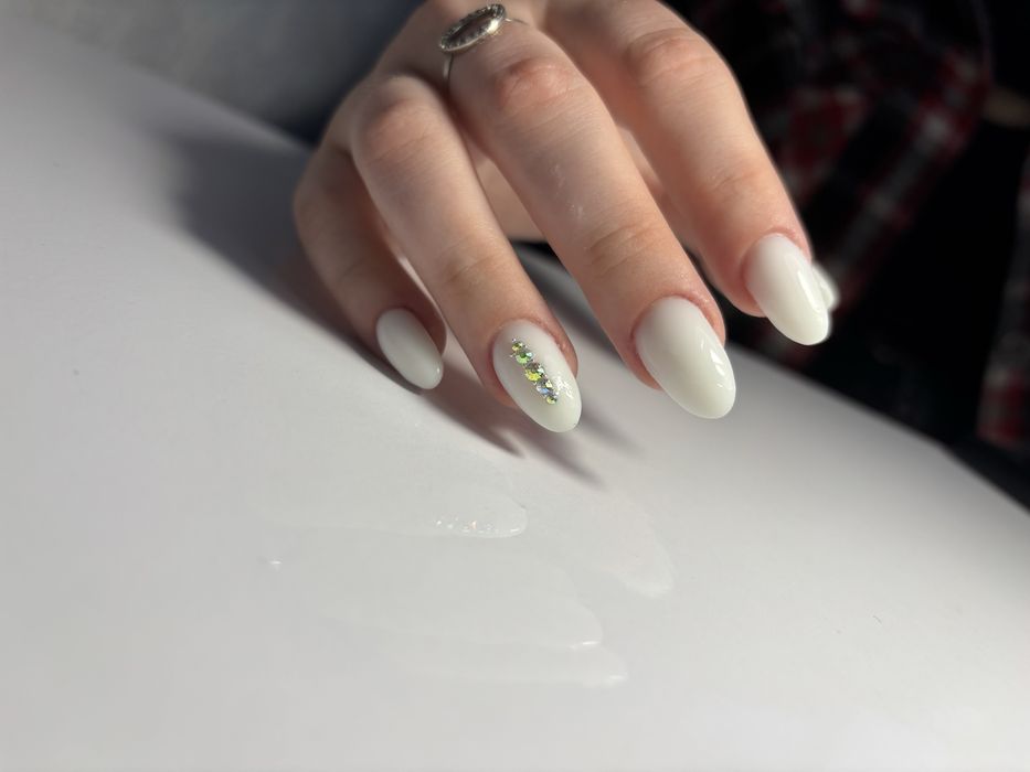 Маникюр, наращивание ногтей, гель лак. Малышева,плехановская