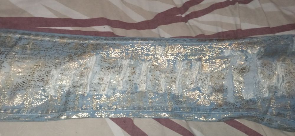 Продам новые джинсы