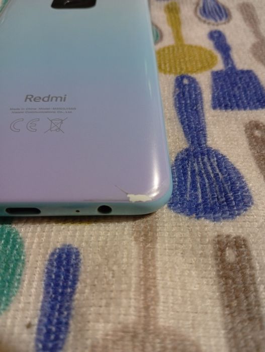Смартфон Redmi Note 9