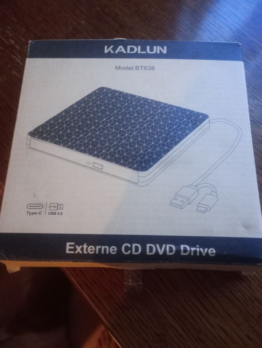 Przenośny  odtwarzacz płyt cd do komputera telewizora