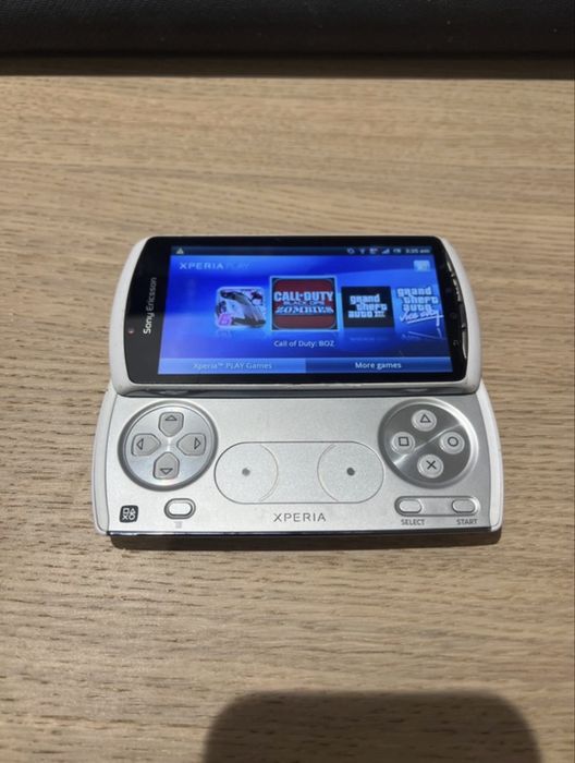 Sony Xperia Play R800i