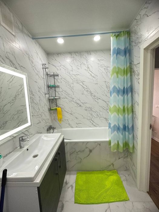 Подобово 1к,м Індустріальна, вул Миру, поруч Автостанція