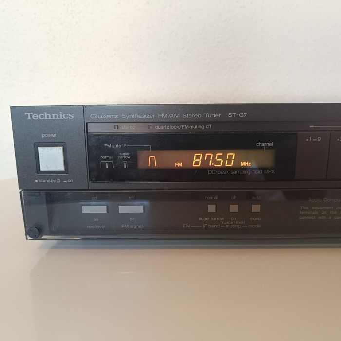 Tuner Technics ST-G7 Quartz Synthesizer