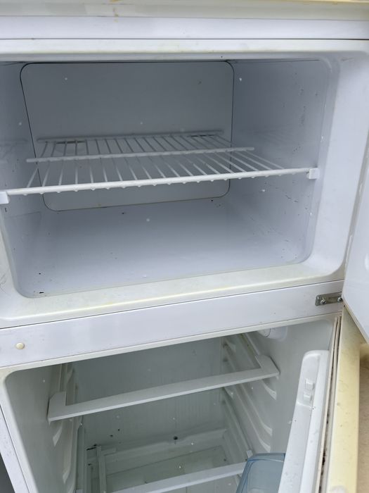 Продаж холодильника