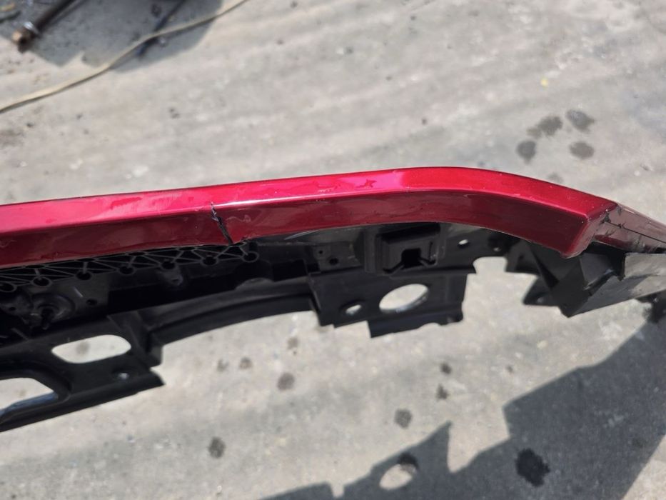 Подовження капоту Mazda 3 BP