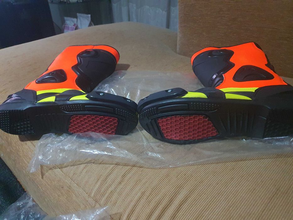 Botas motard novas lindas e desportivas tamanho 45