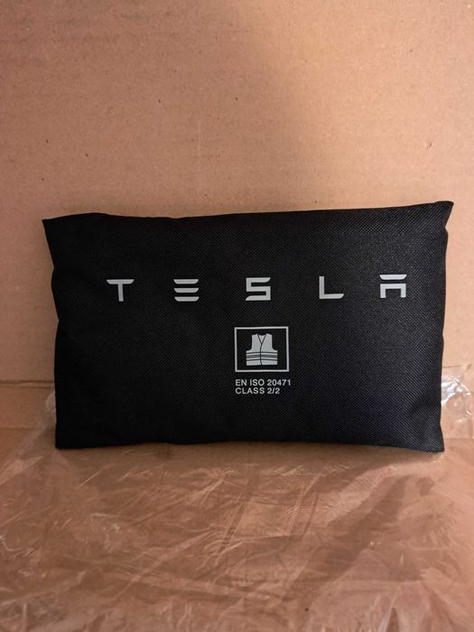 Kamizelka odblaskowa żółta.