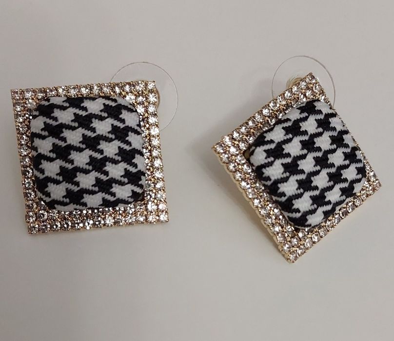 Szykowne kolczyki z cyrkoniami