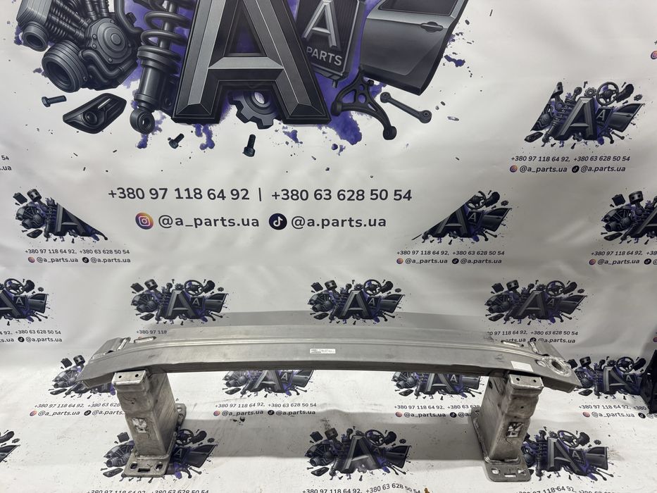 Підсилювач переднього бампера Audi Q7 4M оригінал