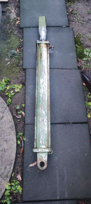 Гідравлічний циліндр