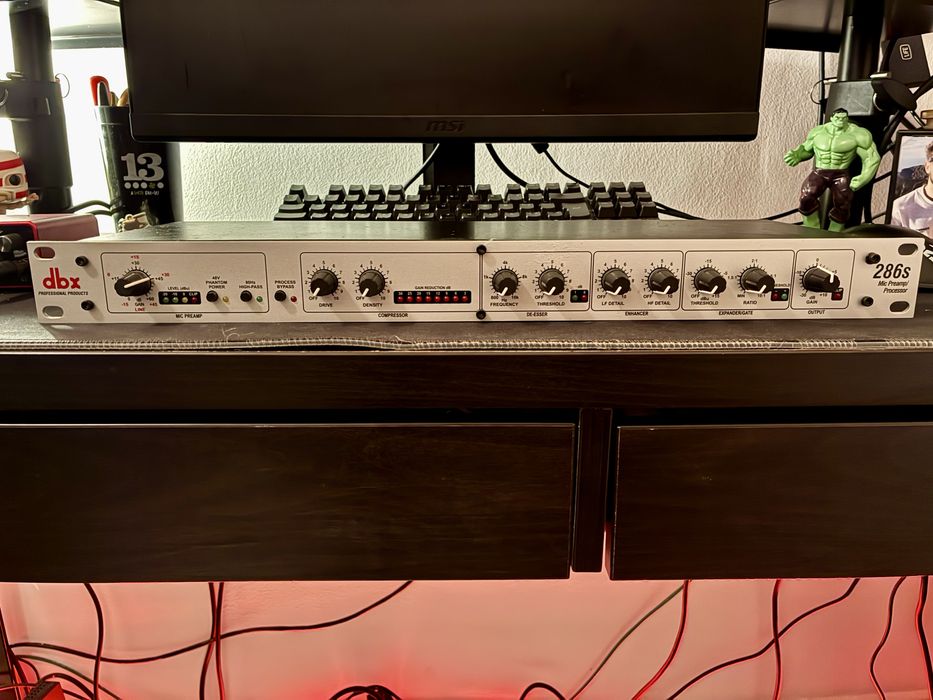 DBX 286 S - Pré amplificador