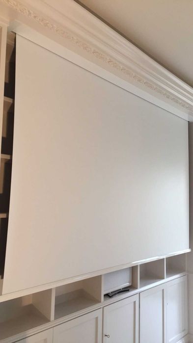 Моторизовані Екрани экран для проектора різних розмірів та форматів