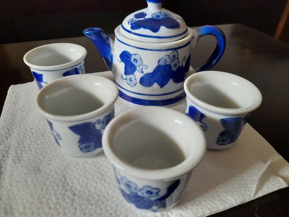 Miniature Tableware Set439963725386240000