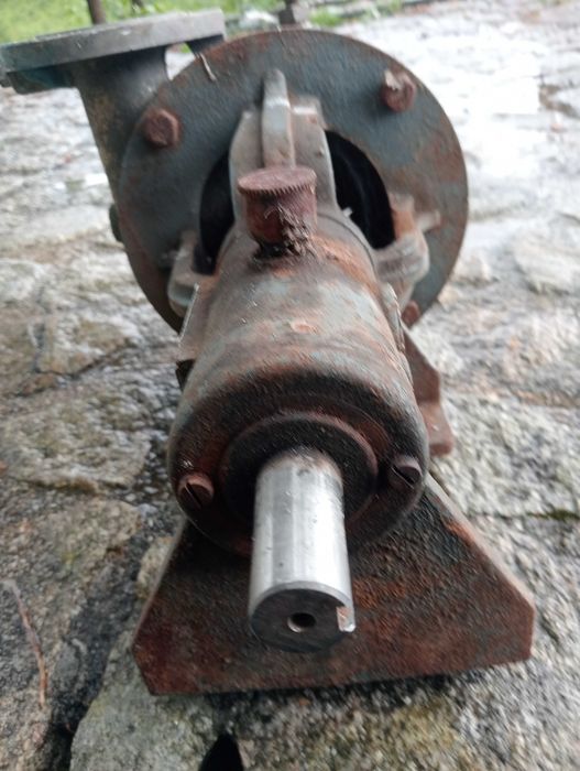 Bomba de água para adaptar