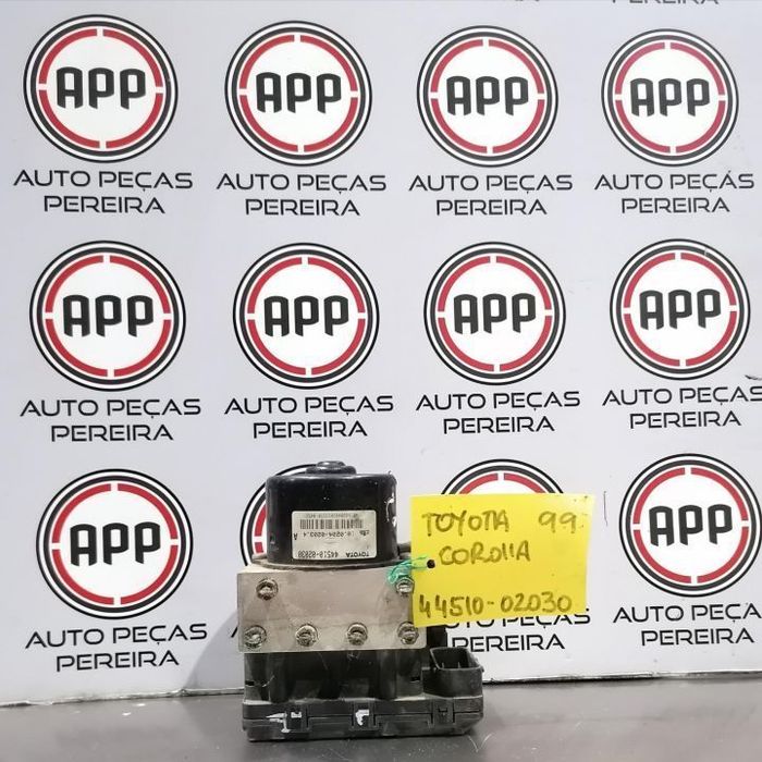Módulo de abs Toyota Corolla E110, 1999 referência 44510-02030.