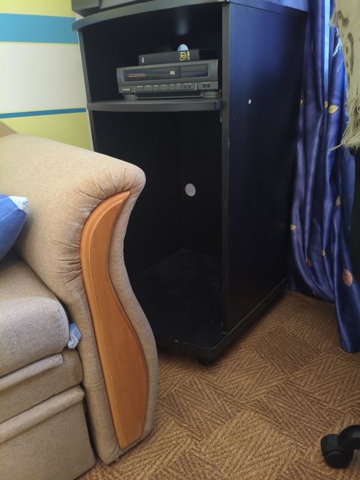 Тумба під телевізор