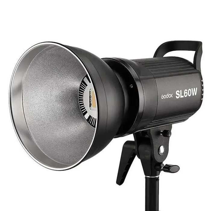Накамерне світло Godox SL60W, софтбокс Godox SB-BW6090, стійка Arsenal ARS-2600 1,0-2,6м для фото, відео, стрімів та зйомки контенту.