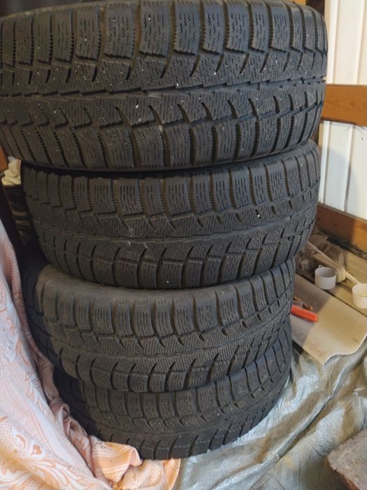 Зимові шини 205/55 R16