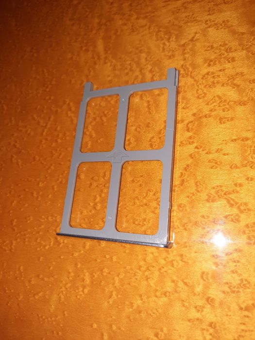 PCMCIA Card Reader Slot Bezel Dummy usado - Sony VGN-FE31M