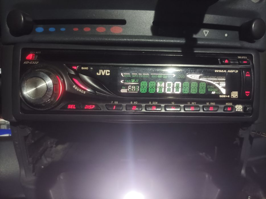 Radio JVC com CD