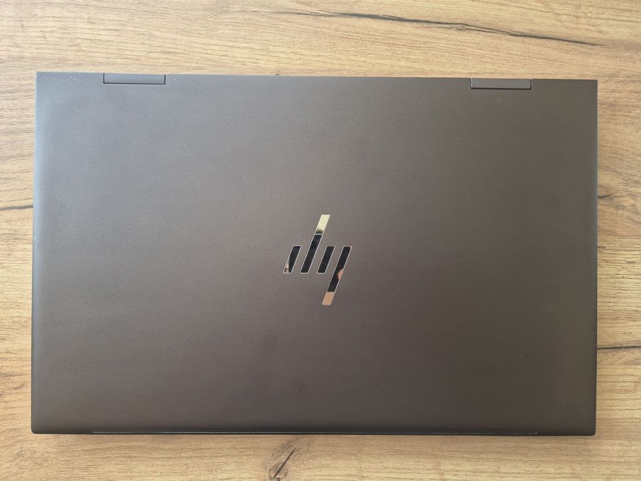 HP Envy x360 15" / Ryzen 5 5500u / 16gb ram / 512gb rom
