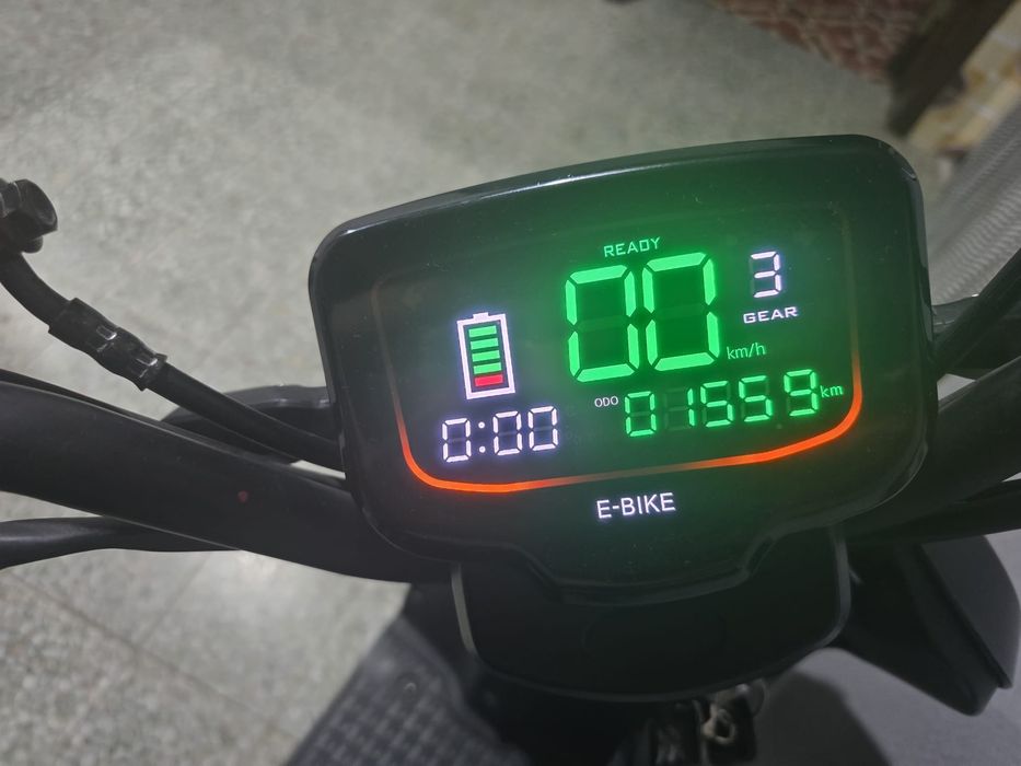 Scooter elétrica sem carta invicta