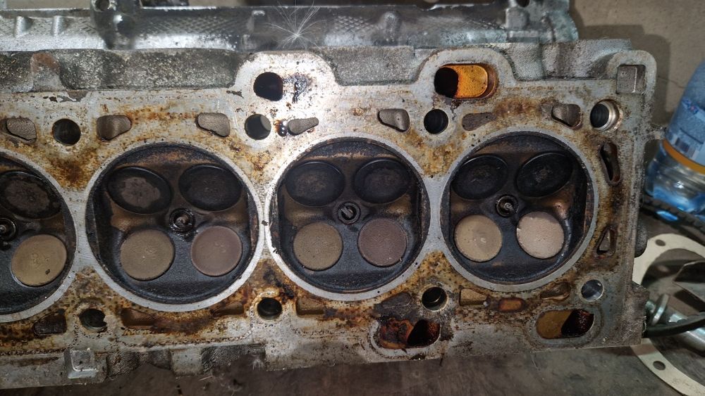 Продам голову ГБЦ на Volvo 2.5 t