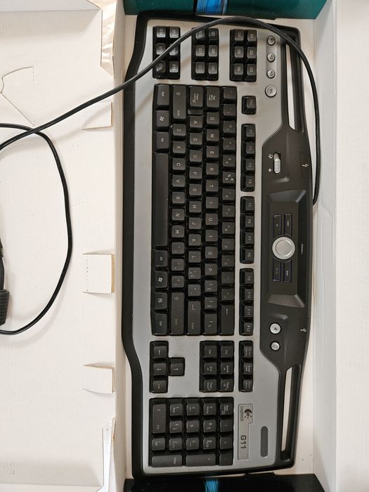 Teclado logitech g11
