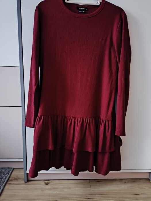 Bordowe sukienka Reserved roz M