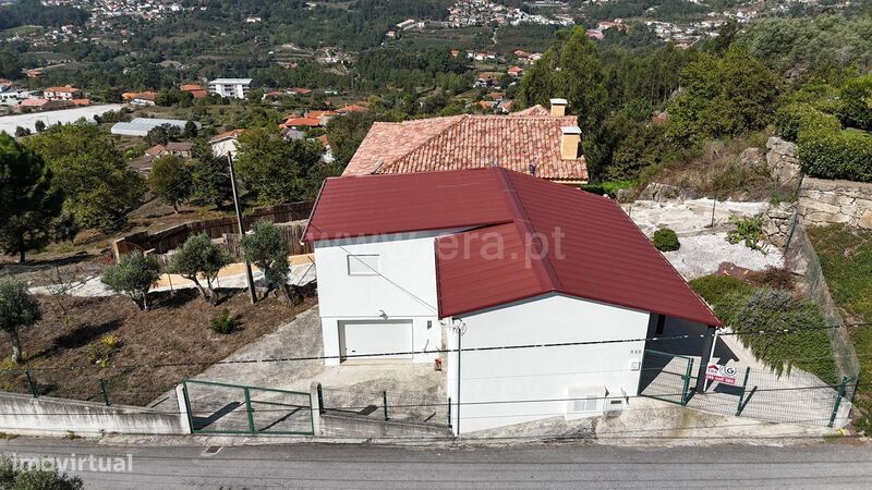 Moradia T3 / Marco de Canaveses, Penhalonga e Paços de Gaiolo