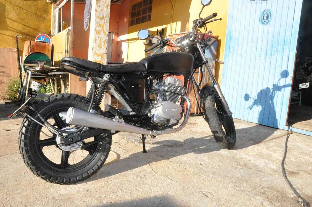 Mota Scrambler Honda 250cc ano 2001