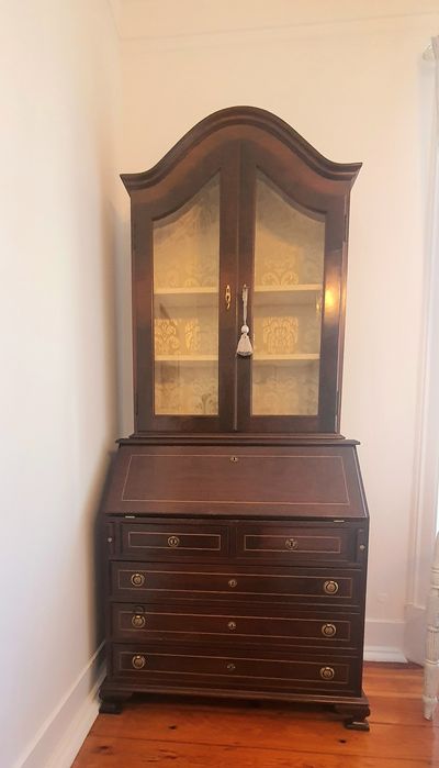 Escrivaninha antiga com Secretária e Livreira Antiga em Madeira com Vitrine