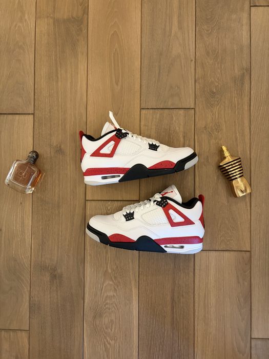 Air Jordan 4 Retro