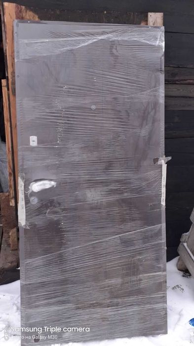 Продам вхідні двері