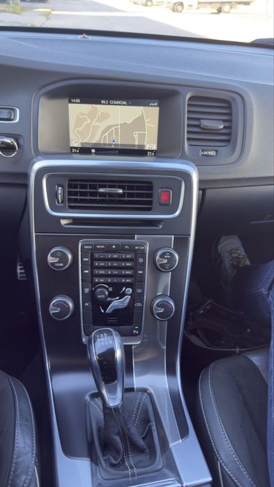 Volvo V60 R-design 2.0
