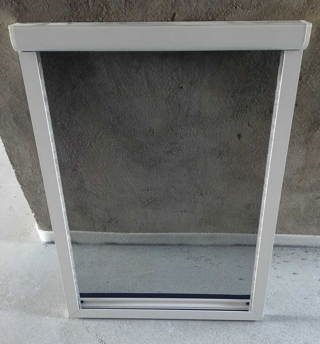 Moskitiera Rolowana Automatycznie zwijana  Aluminiowa