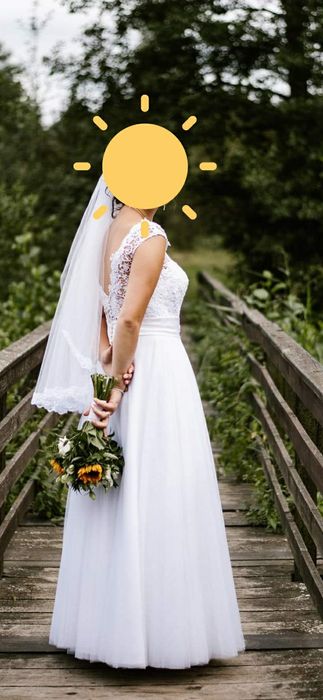 Sukienka ślubna.