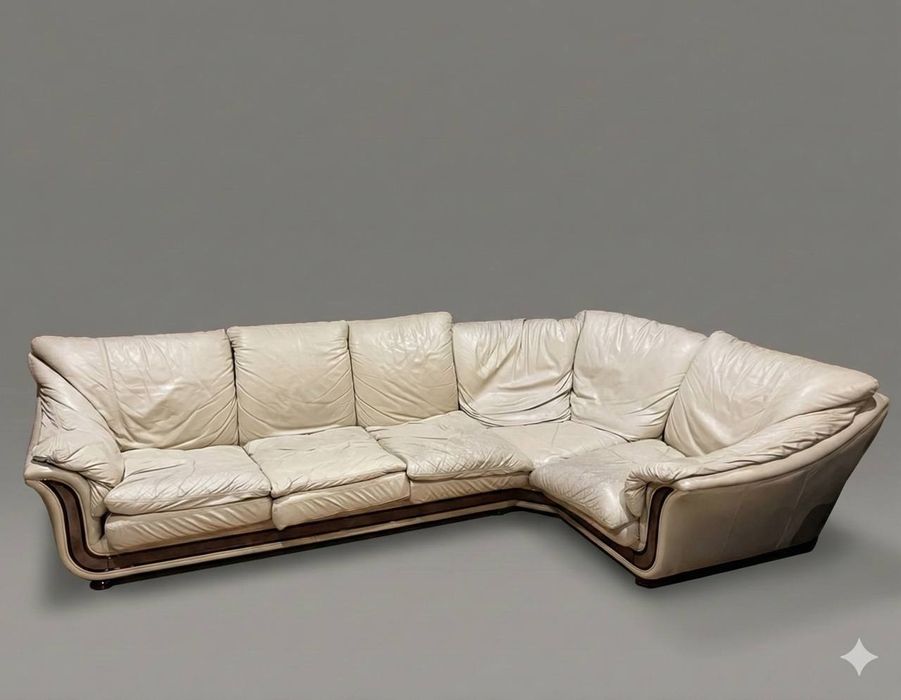 Диван шкіряний бежевий