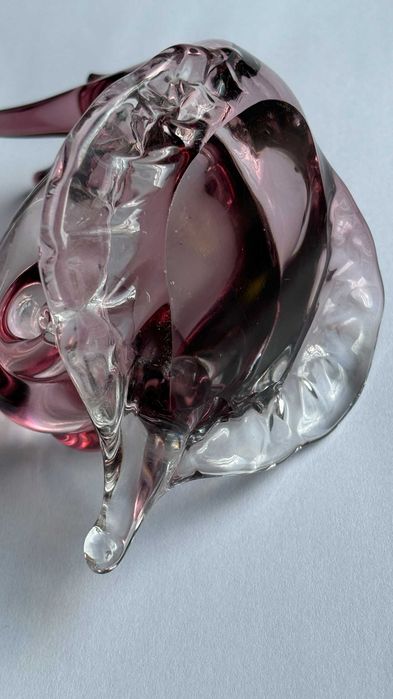 Figurka ślimak szkło artystyczne różowe Murano