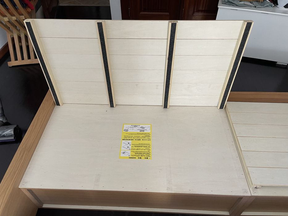 Cama individual 105x200 cm + colchão