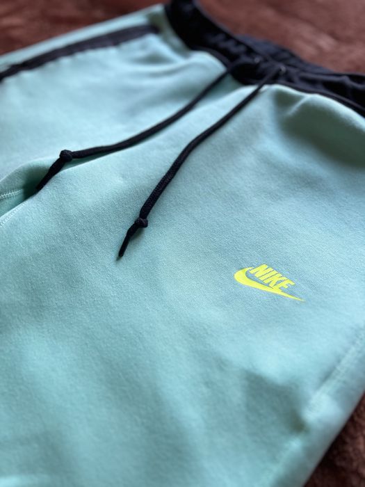 Nike Sportswear Tech Fleece Nowe rozmiar L