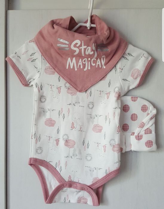 Nowy komplet 4czesciowy Chick Pea r.3-6m