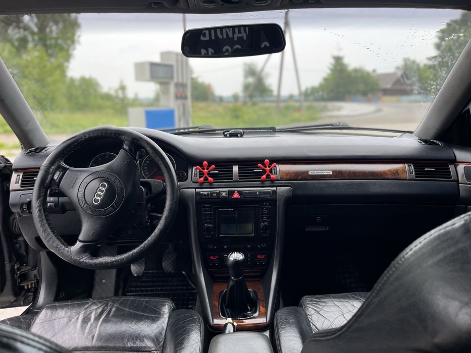 Audi A6C5 1998р. 2.4газ/бенз