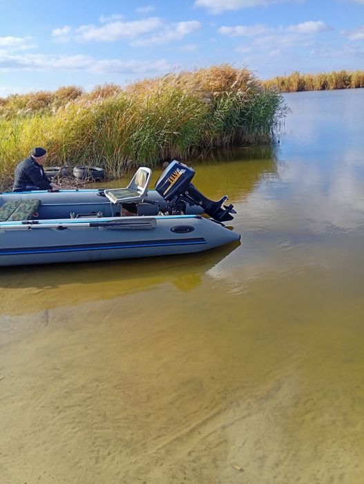 Продаю лодку с мотором